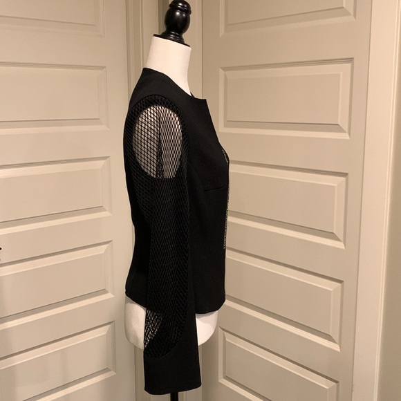 Women’s Blazer - Picture 6 of 16